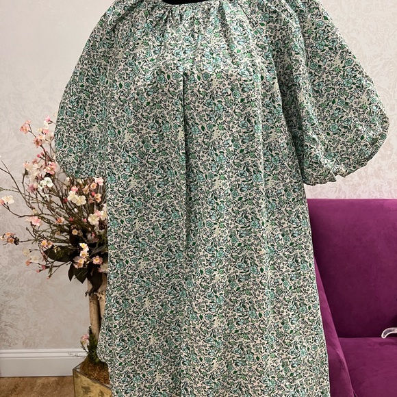 Zara KIDS Voluminous Floral Dress in PASTEL GREEN - Picture 3 of 6